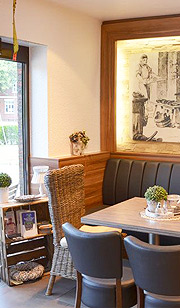 Bäckerei Scharbau in Heide - Unsere Café